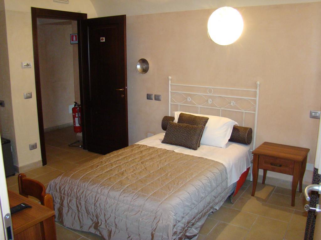Locanda Antico Ricetto Portacomaro Extérieur photo